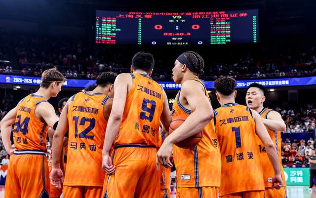 特雷·杨4900万选项在即 奇才面临合同考验