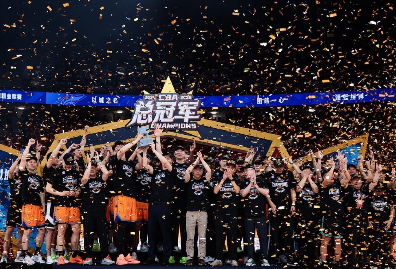 火箭队知难而退?独行侠不愿放人,航天城或无缘追逐第3位巨星