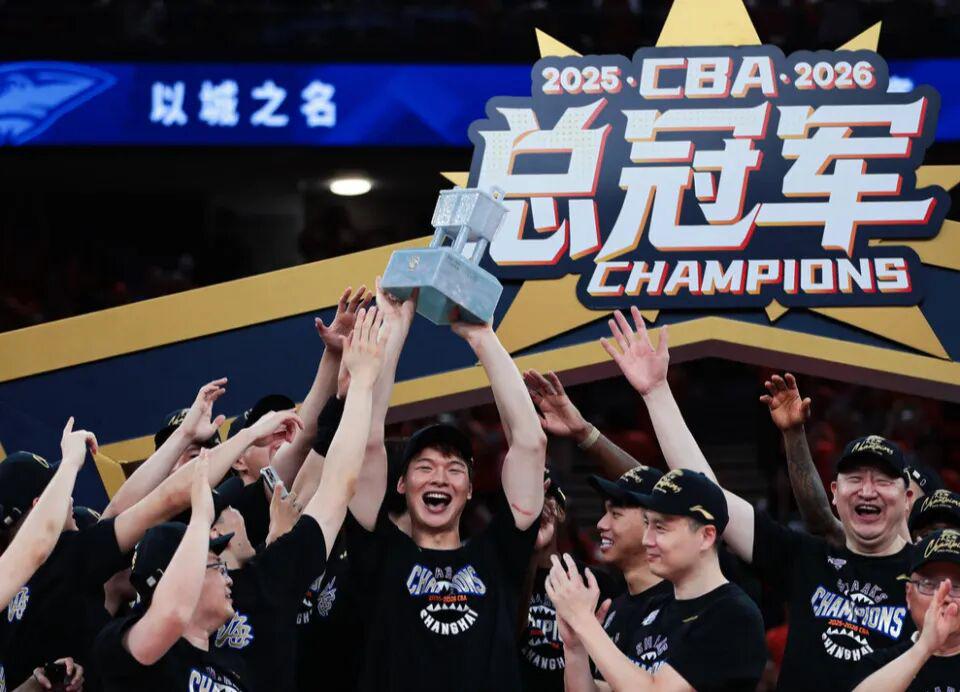 勇士队获得备受瞩目的1.12亿美元侧翼重大交易更新!