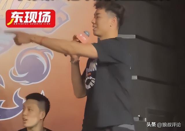 乐竞体育斯普利特离任,开拓者最大受益者一目了然!