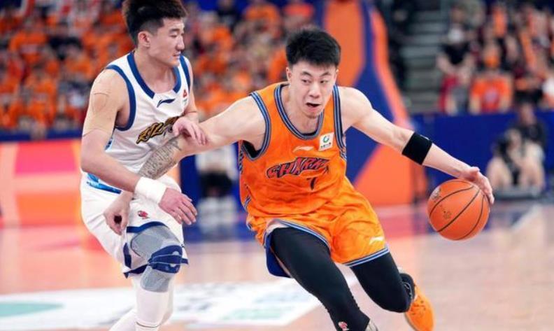 乐竞体育尼克斯距破53年冠军荒仅差一胜