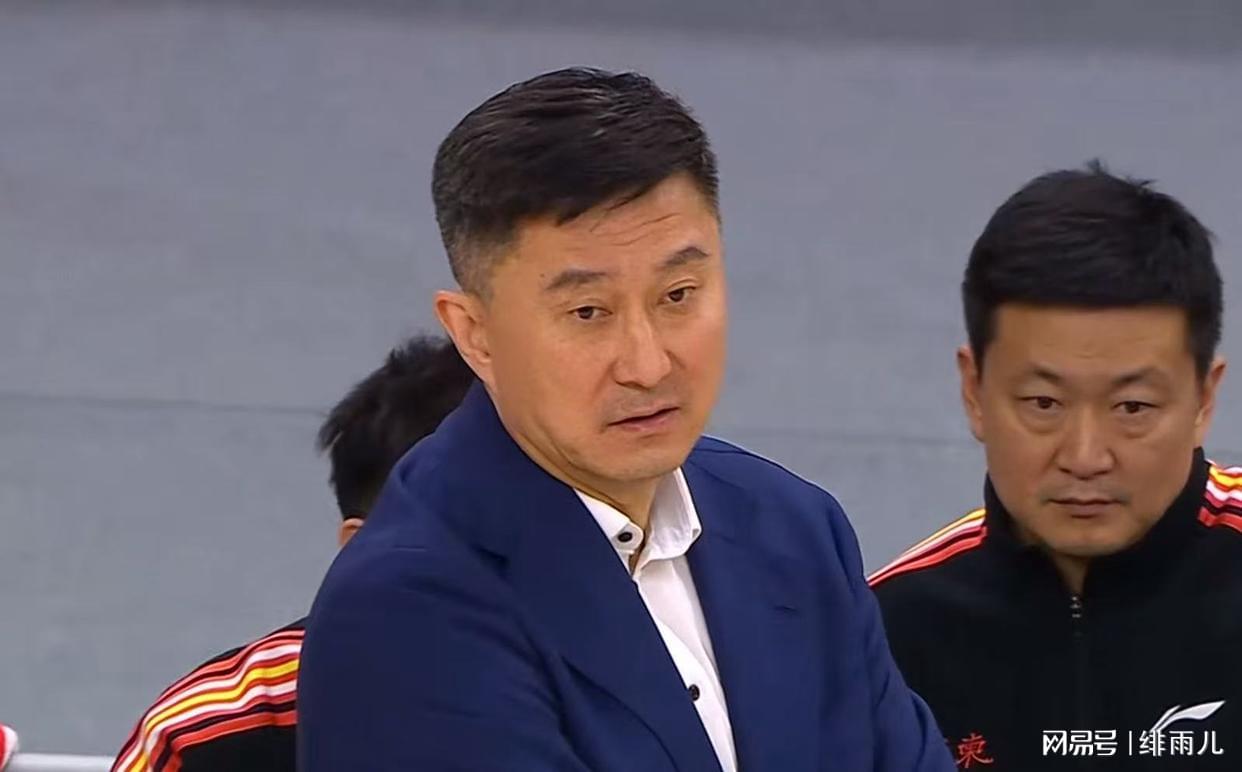 乐竞体育-扎堆离队!湖人三名核心轮换将跳出合同,今夏同时试水自由市场