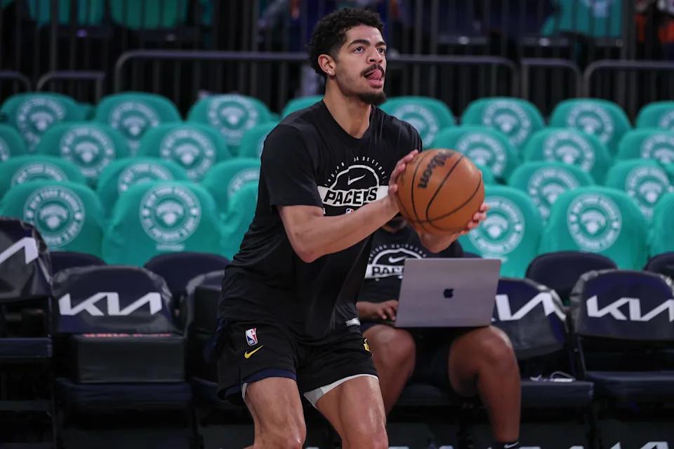 NBA创造历史!8年8个不同球队夺冠,别说马刺路还长