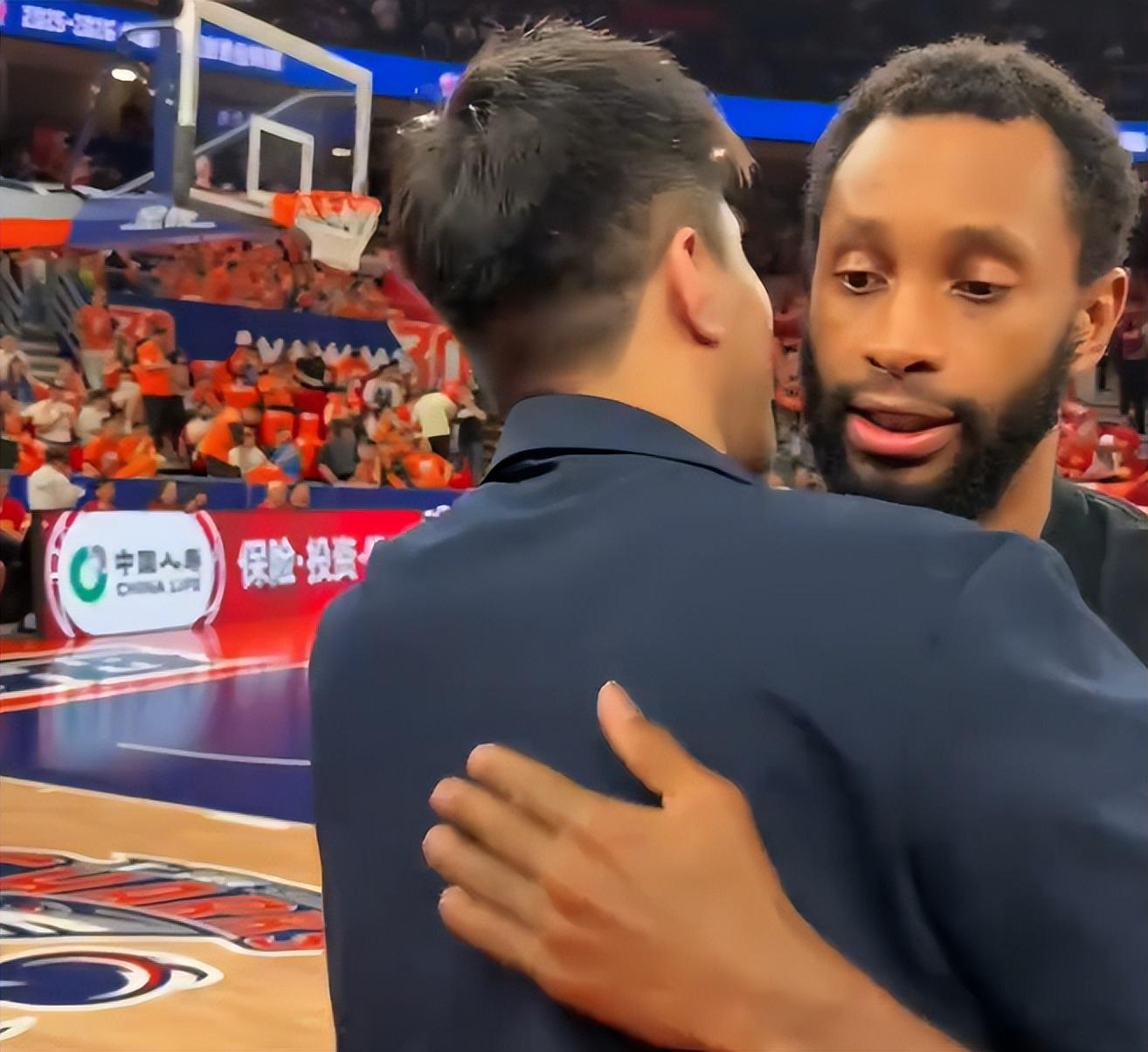 NBA流言汇总:雄鹿绿军围绕字母谈判 布朗去第三方
