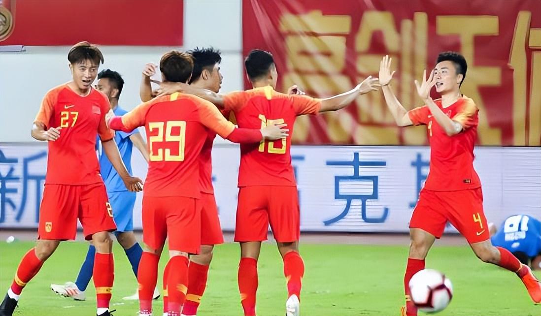 乐竞体育西蒙尼盛赞阿尔瓦雷斯,马竞欲以其为核心建队